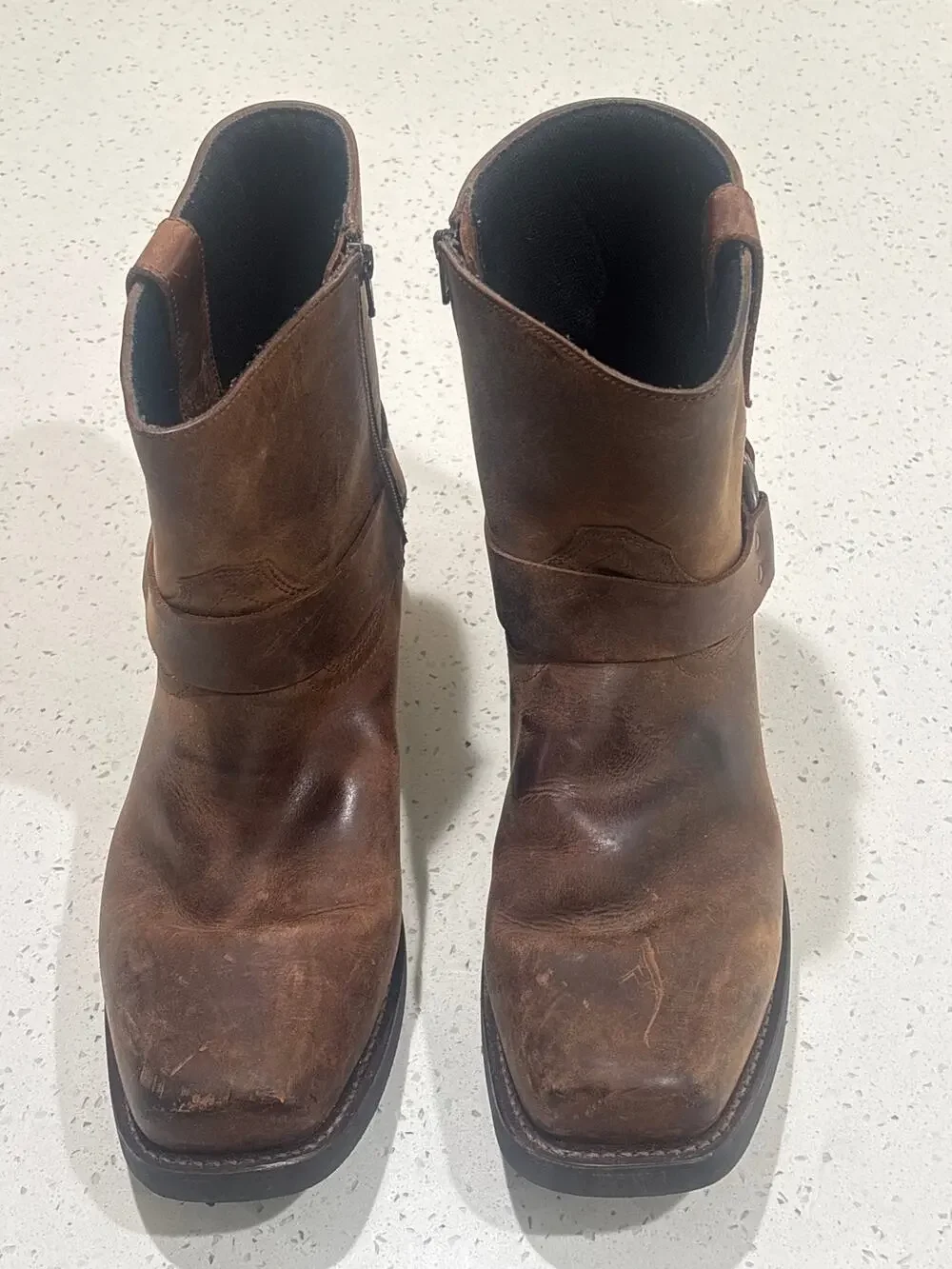 Men’s 12D Dingo Boots